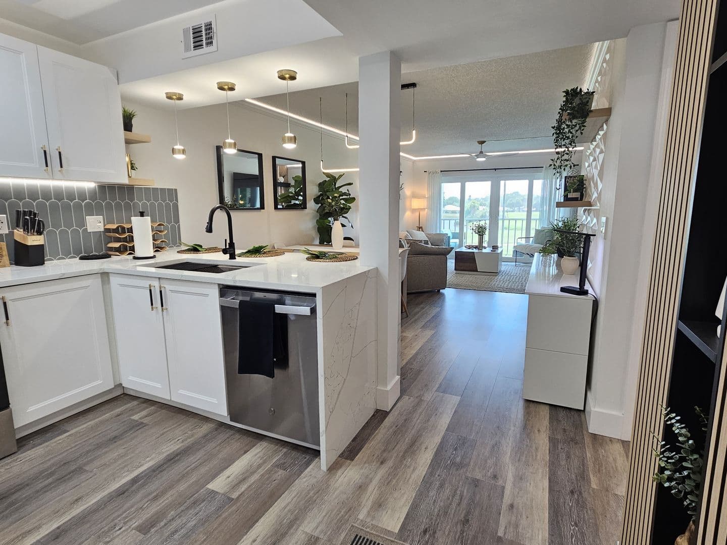 437 Cerromar Lane #424 - Seasonal Short-Term 6 of 65