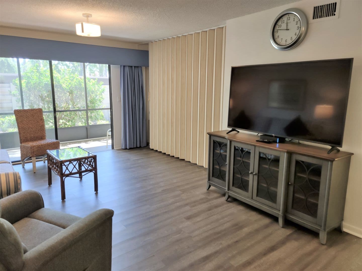 650 Bird Bay Drive E Unit 105 5 of 42