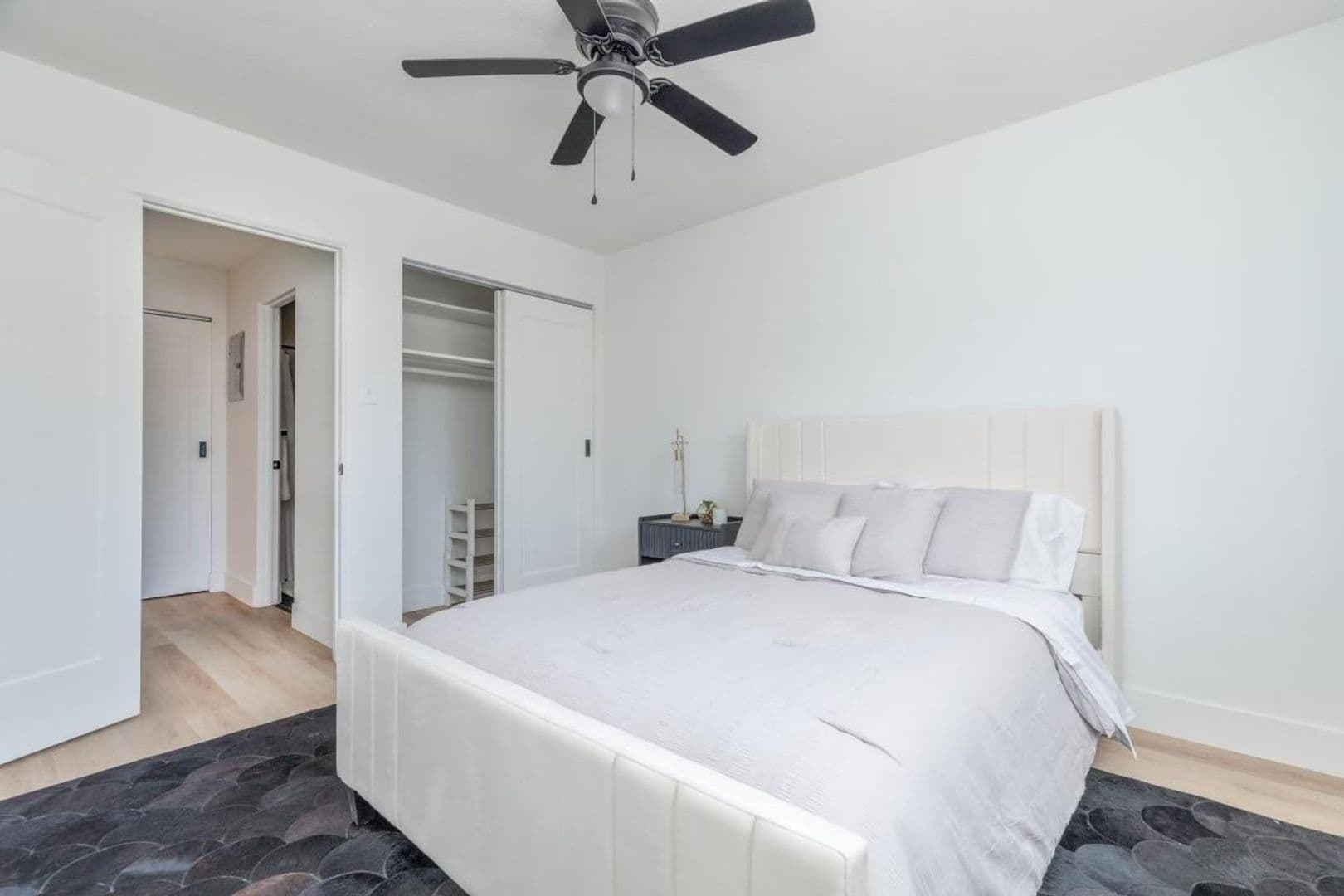 River Station Apartments 4 of 7