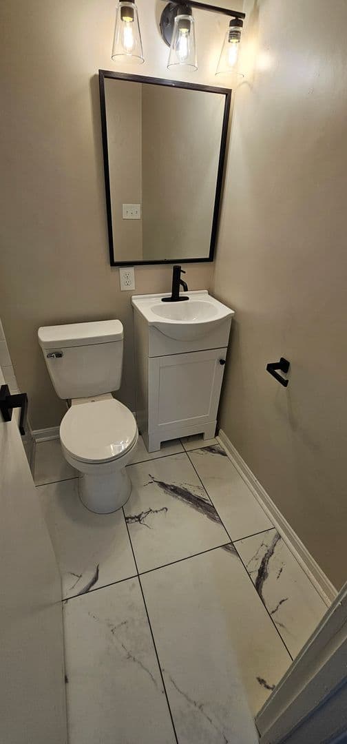 Amoskeag Apartments 6 of 8