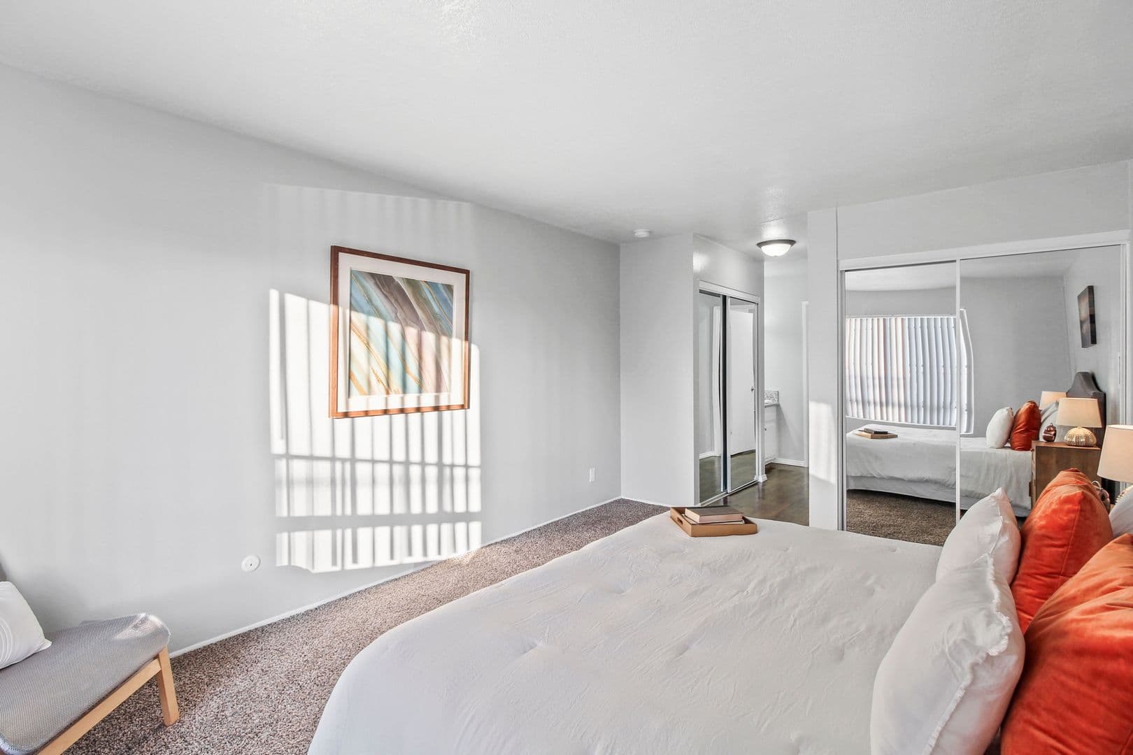 Villa Marseilles Apartments 24 of 42