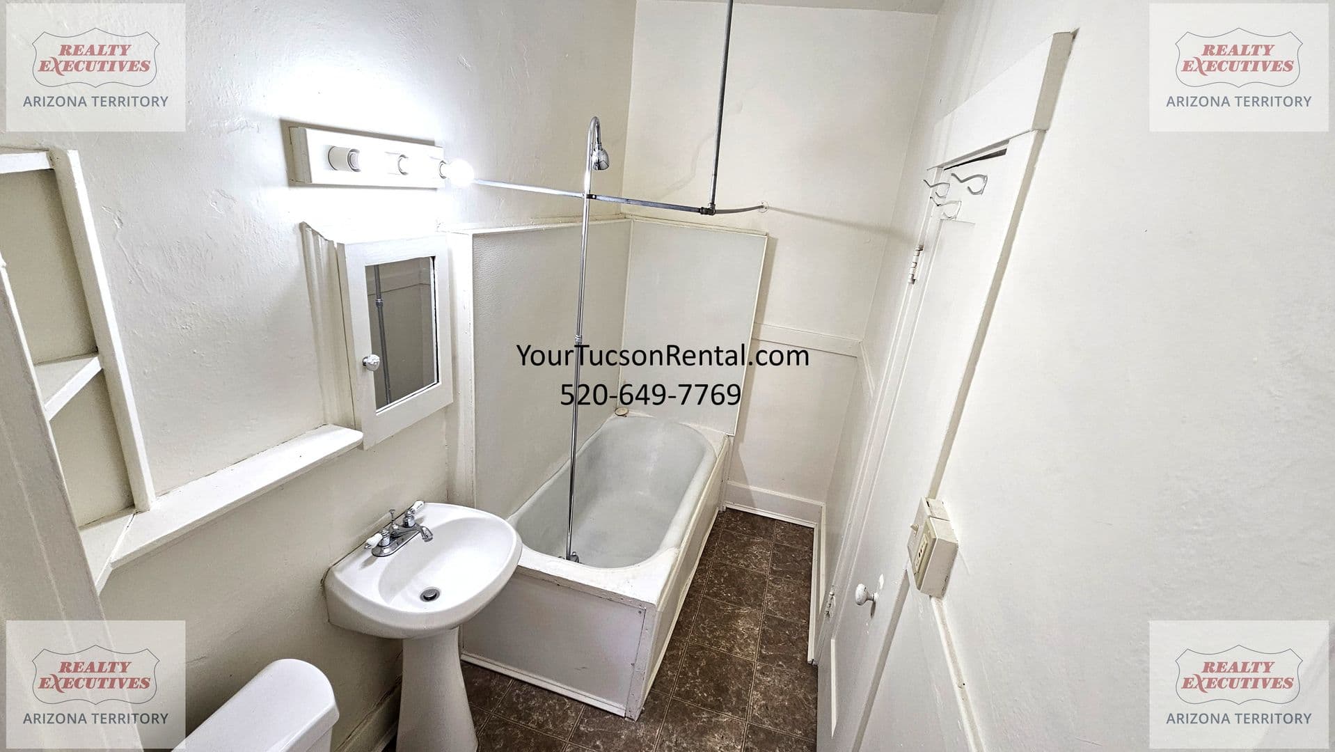 8th Street and Euclid - 1 bedroom 1 bath ready for move-in 3 of 10