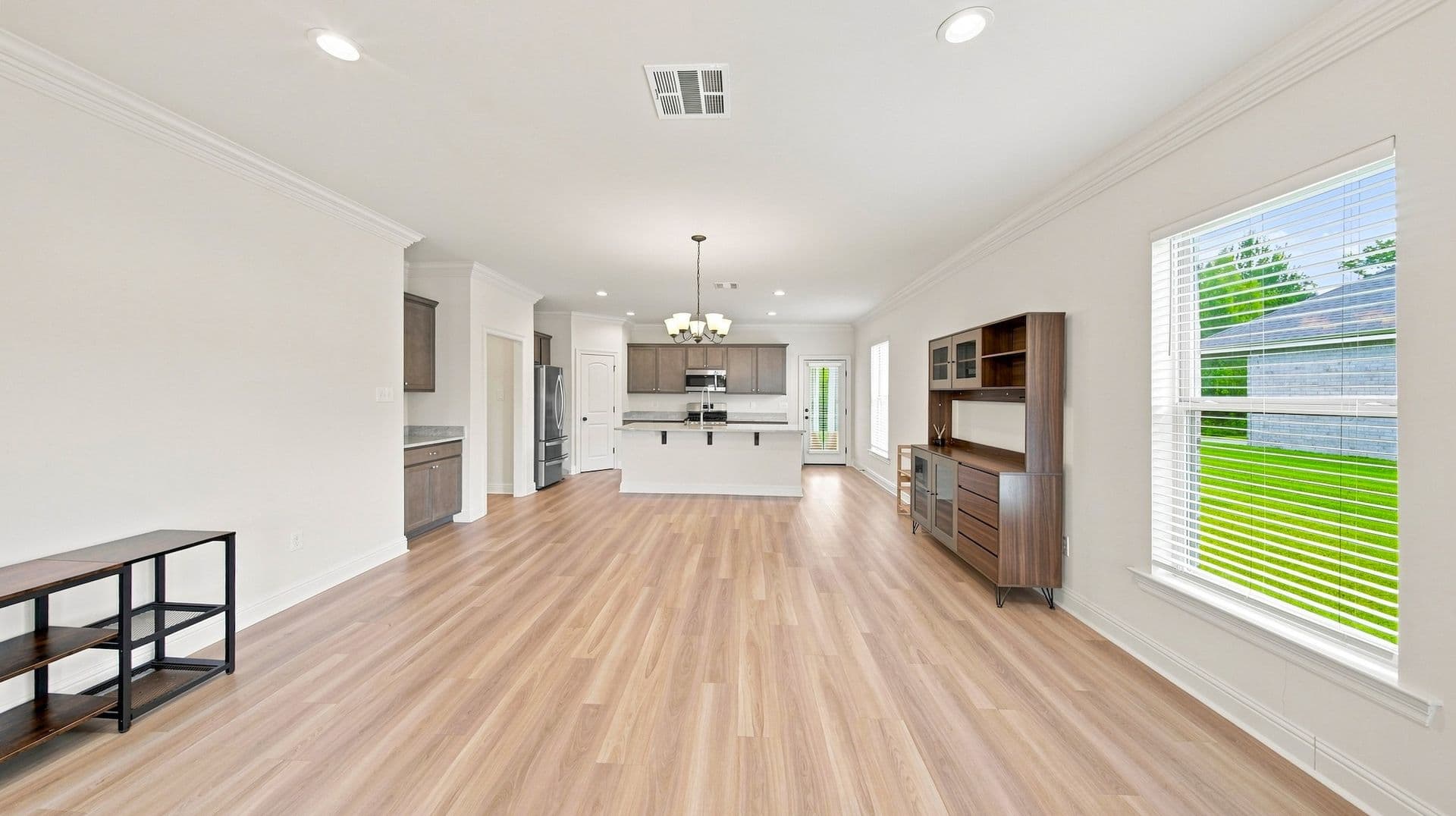 7211 Kenilworth Crossing Avenue - CONSIGNMENT 5 of 22