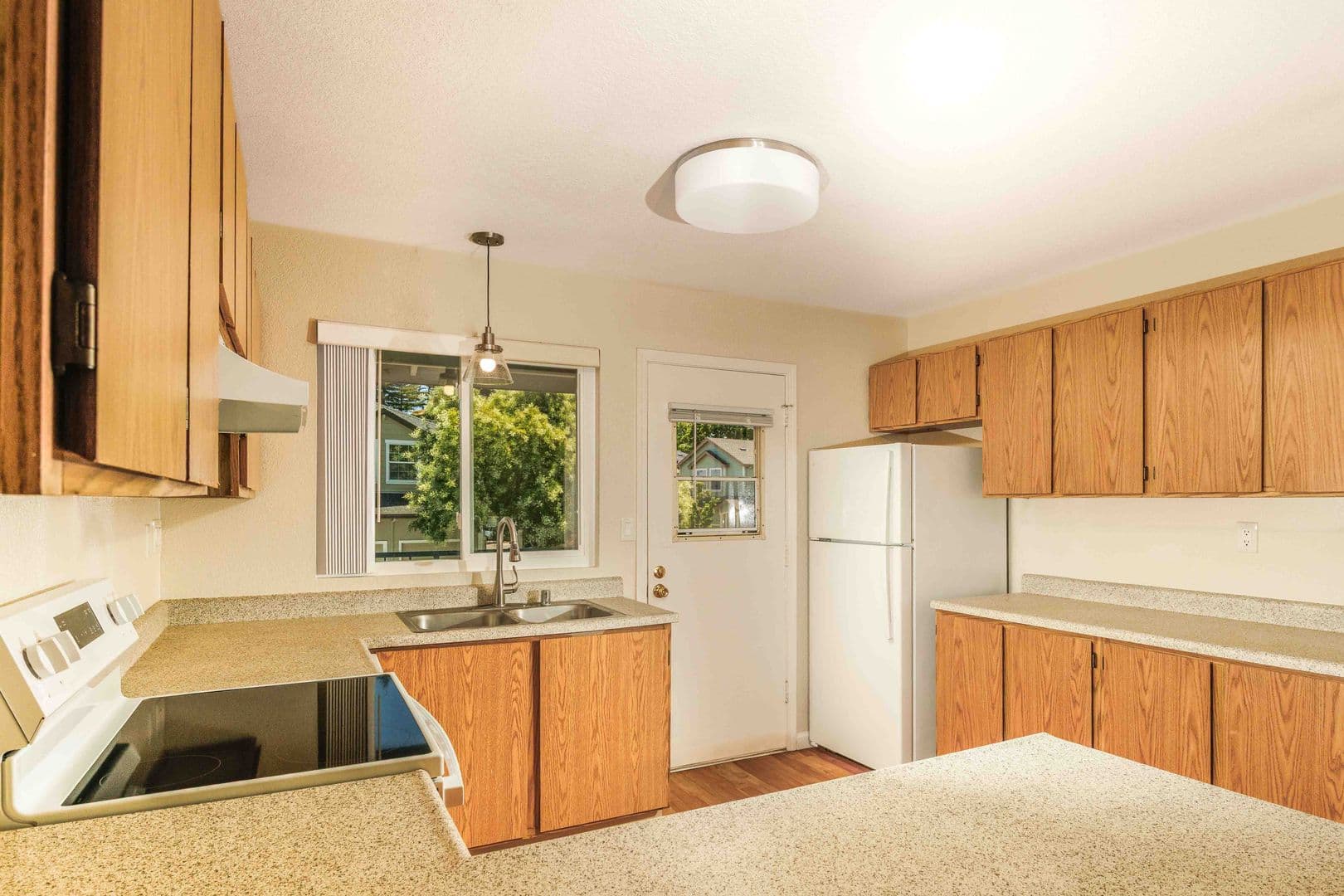 Creekside Village Apartments 5 of 13