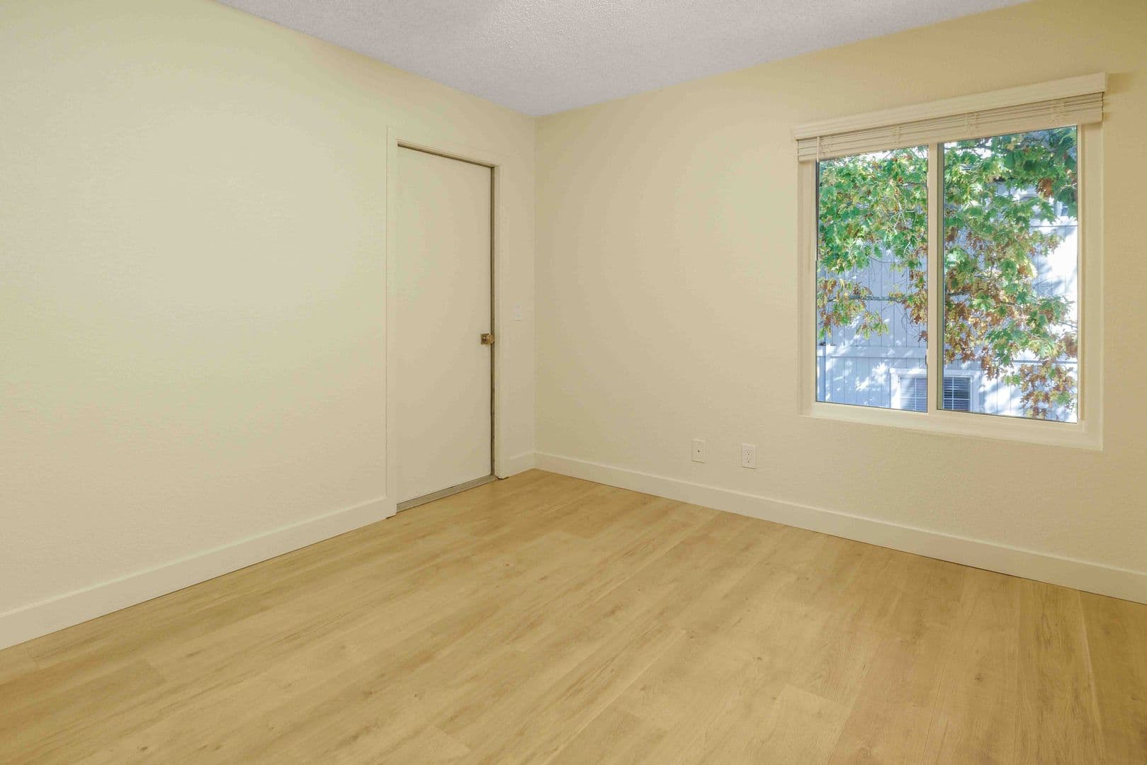 Creekside Village Apartments 8 of 17