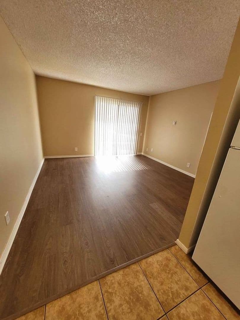Burkhart Apartments 14 of 20