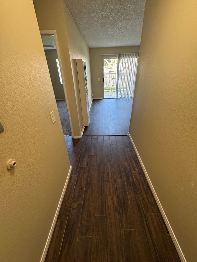Burkhart Apartments 7 of 9