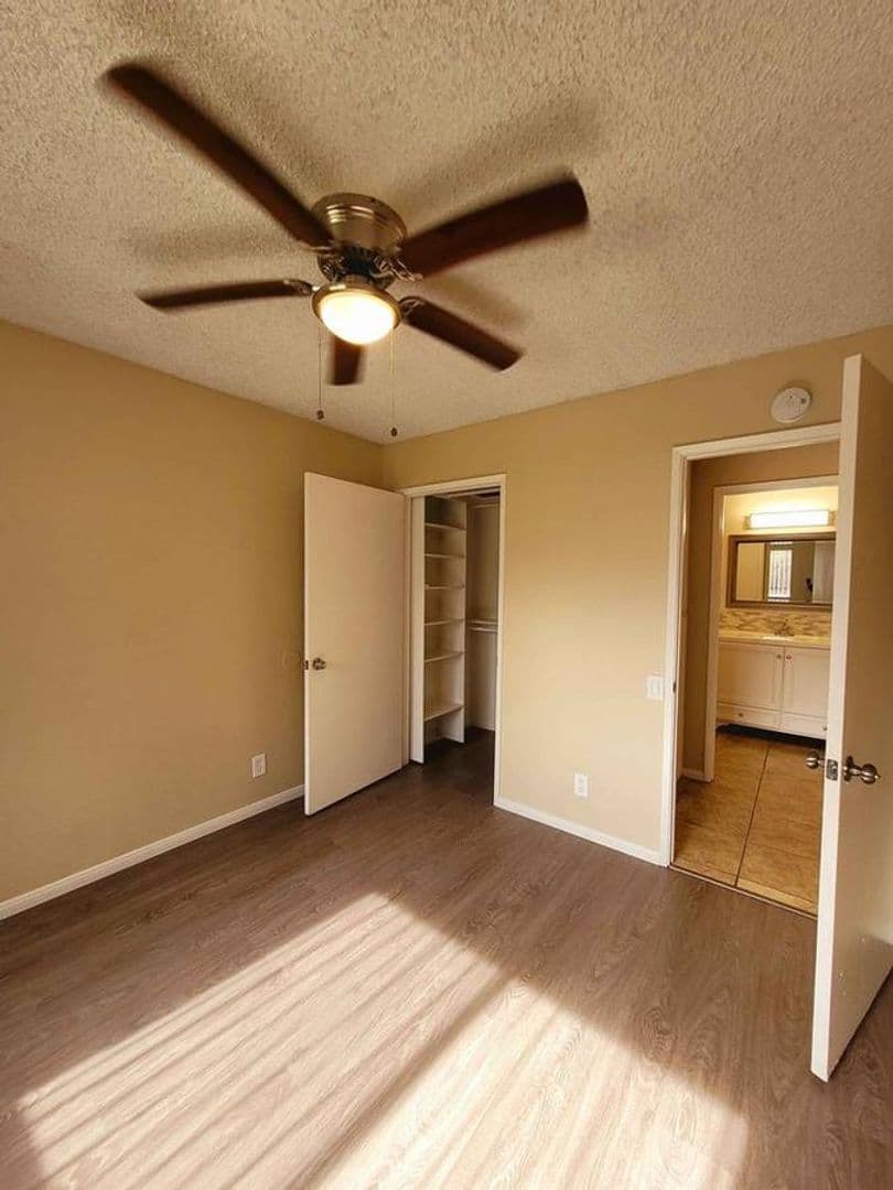 Burkhart Apartments 6 of 20