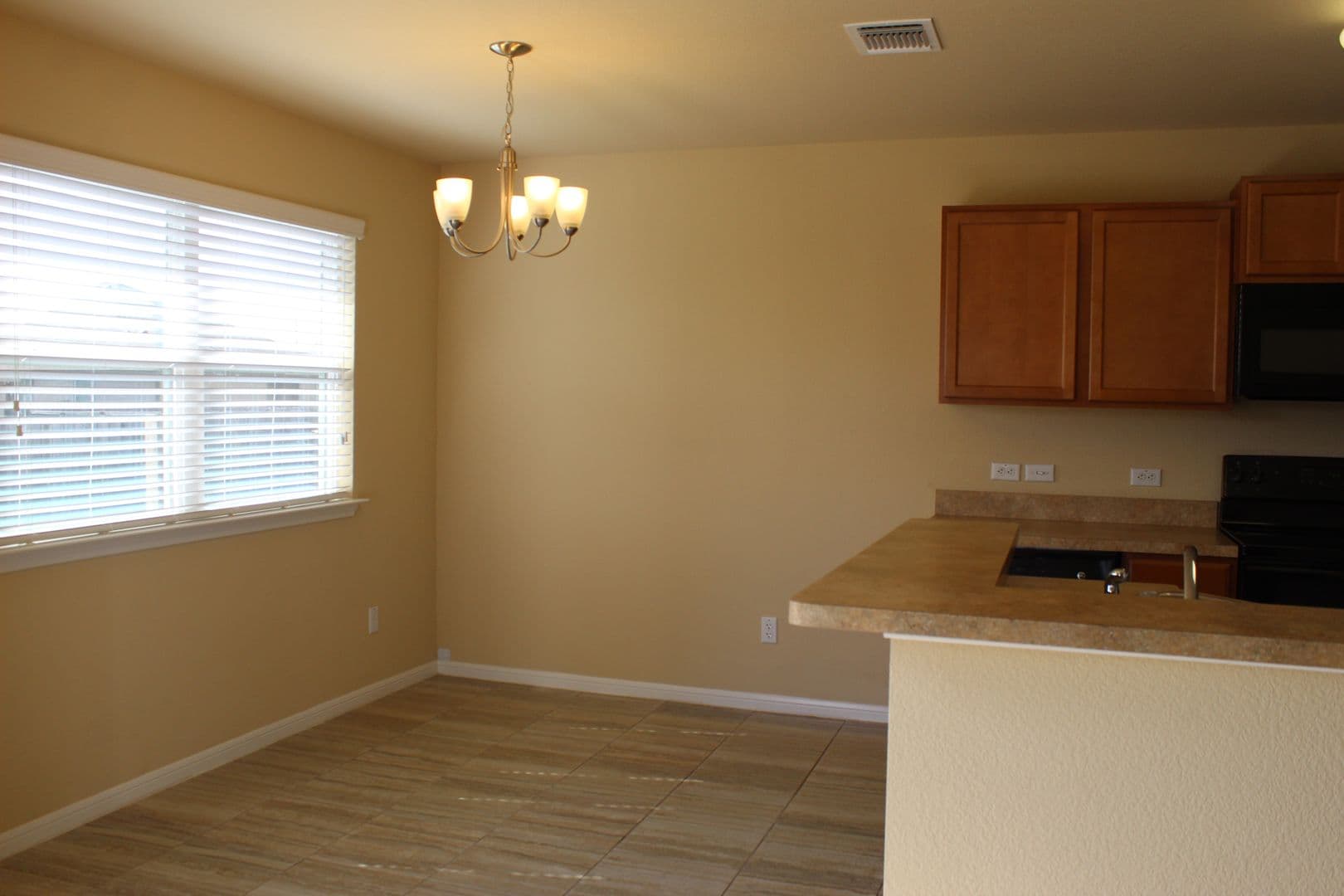 1104 Jamestown Drive Temple, TX 76504 10 of 22