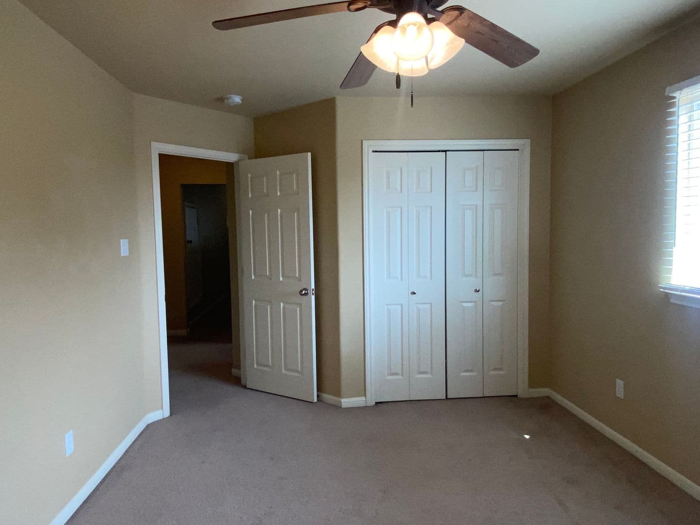 7707 Bridgepointe Dr 18 of 24