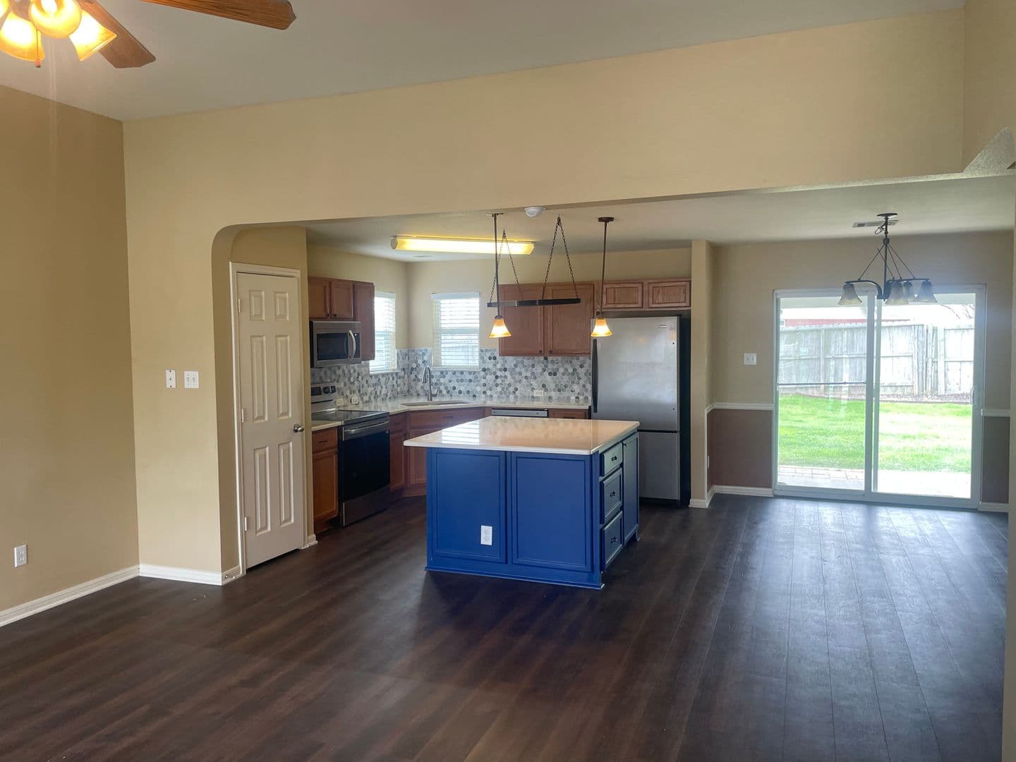 7707 Bridgepointe Dr 5 of 24