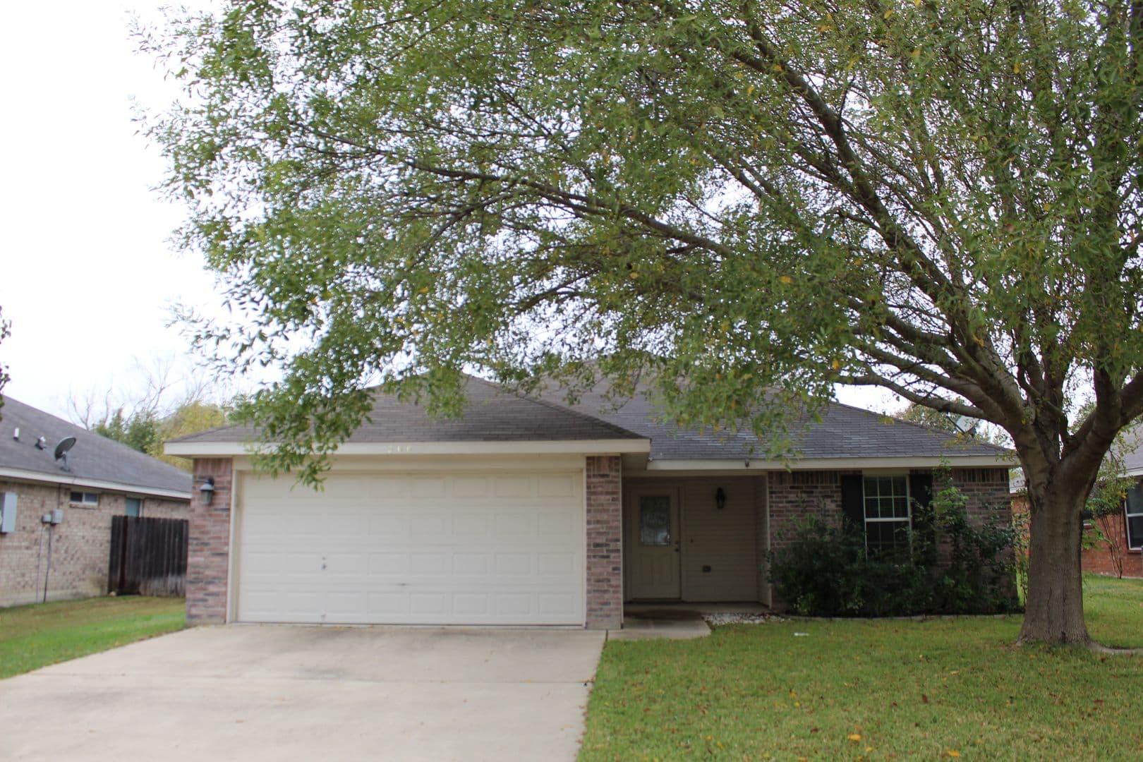 206 Burnham Dr, Temple 1 of 18