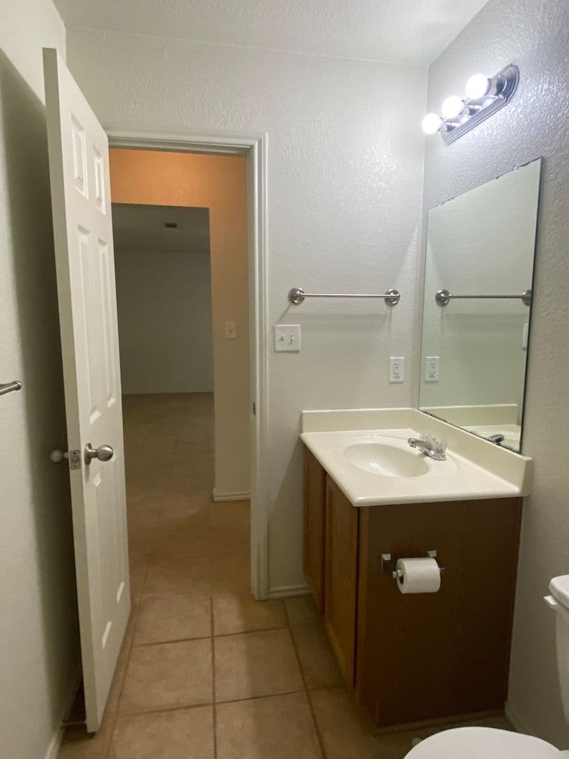 206 Burnham Dr, Temple 16 of 18