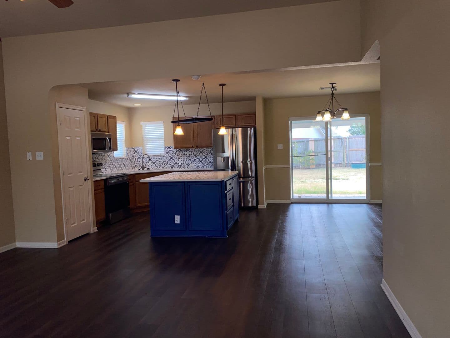 7707 Bridgepointe Dr 3 of 24
