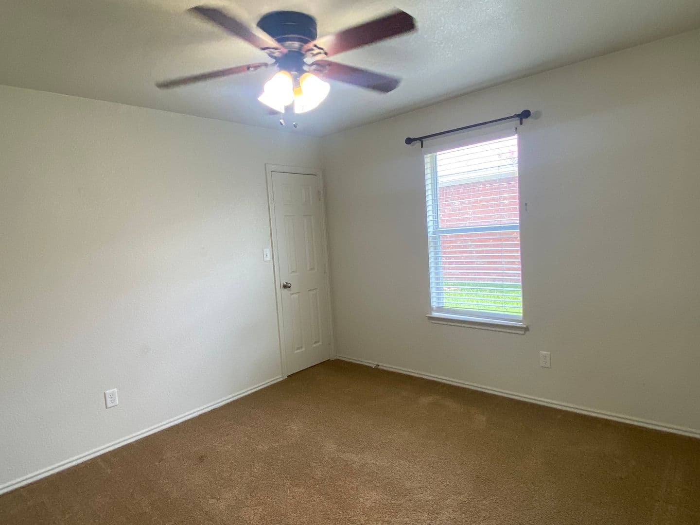 206 Burnham Dr, Temple 15 of 18