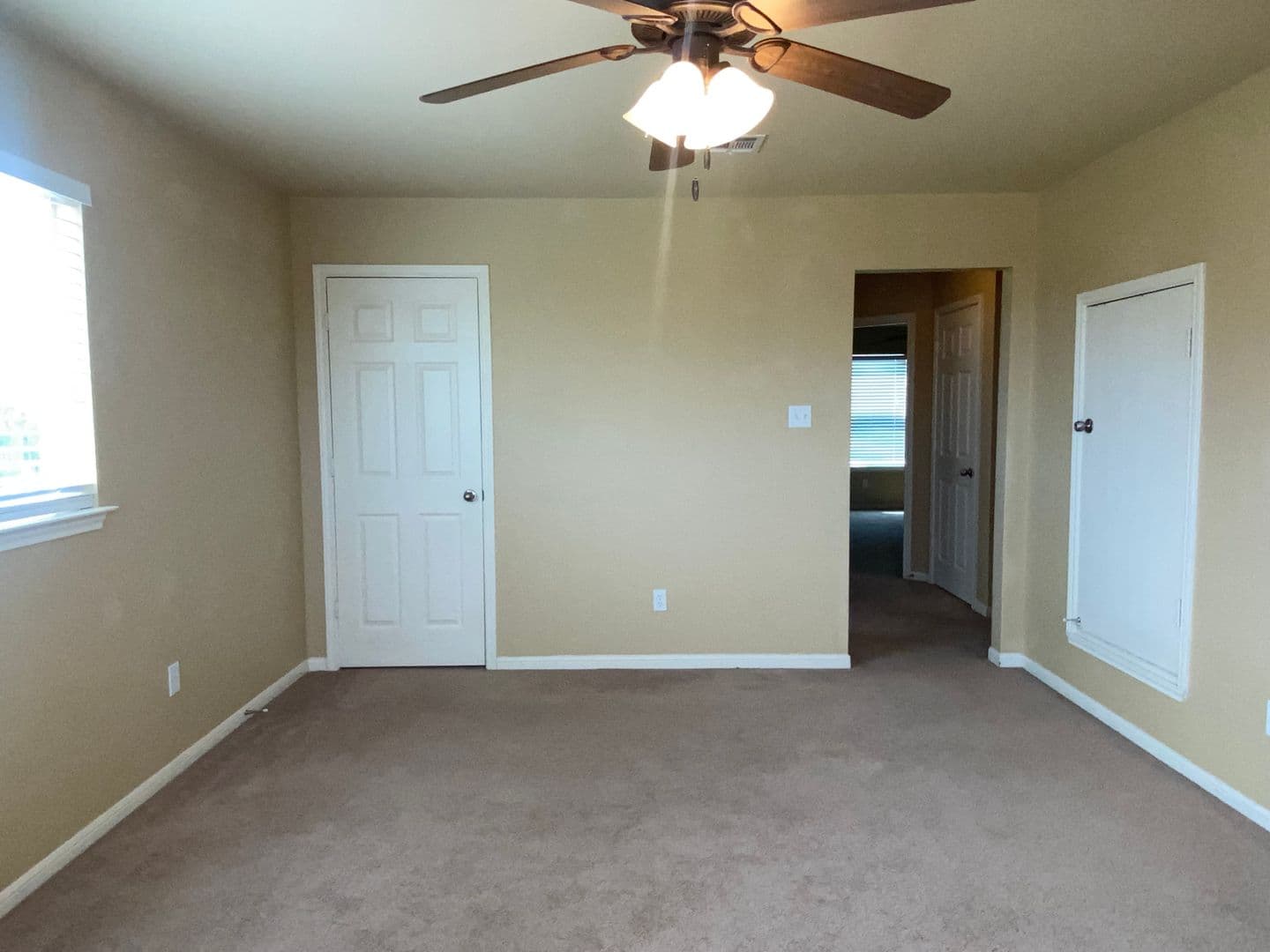 7707 Bridgepointe Dr 15 of 24