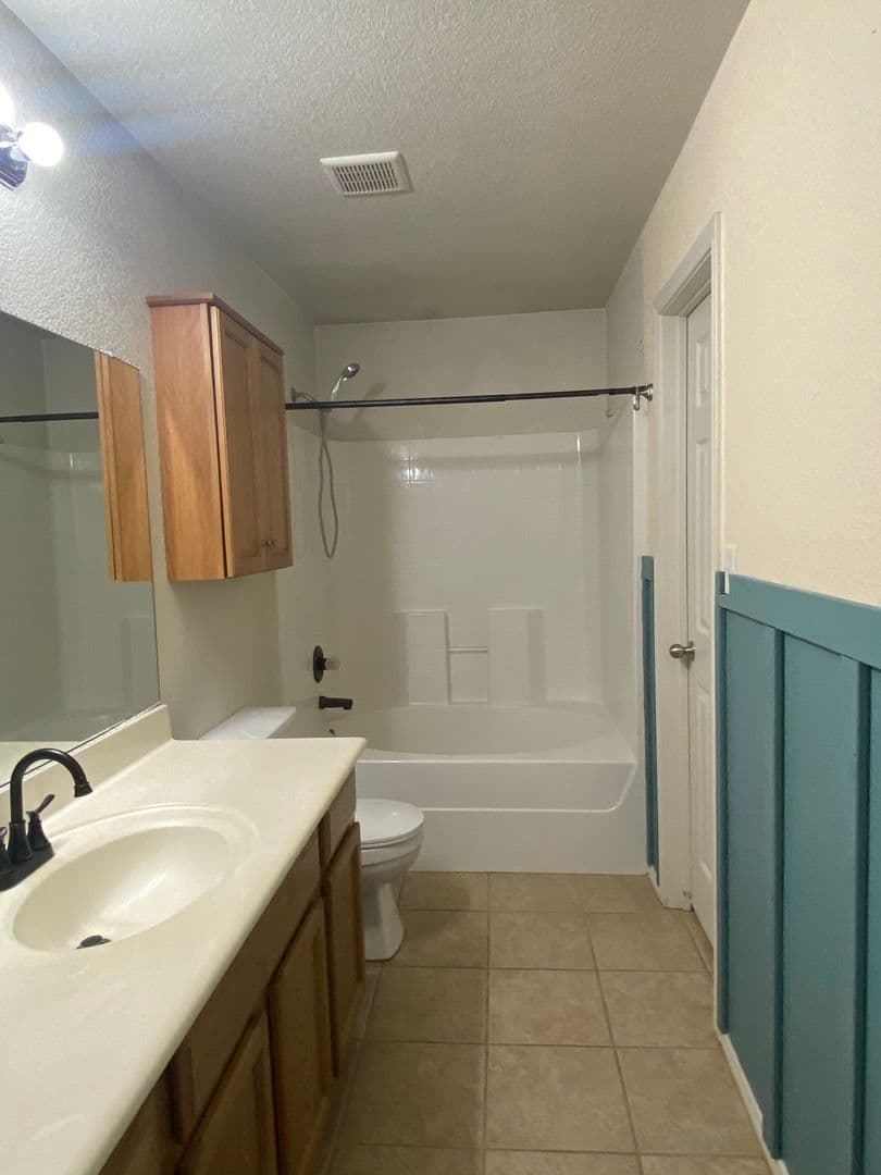 206 Burnham Dr, Temple 12 of 18