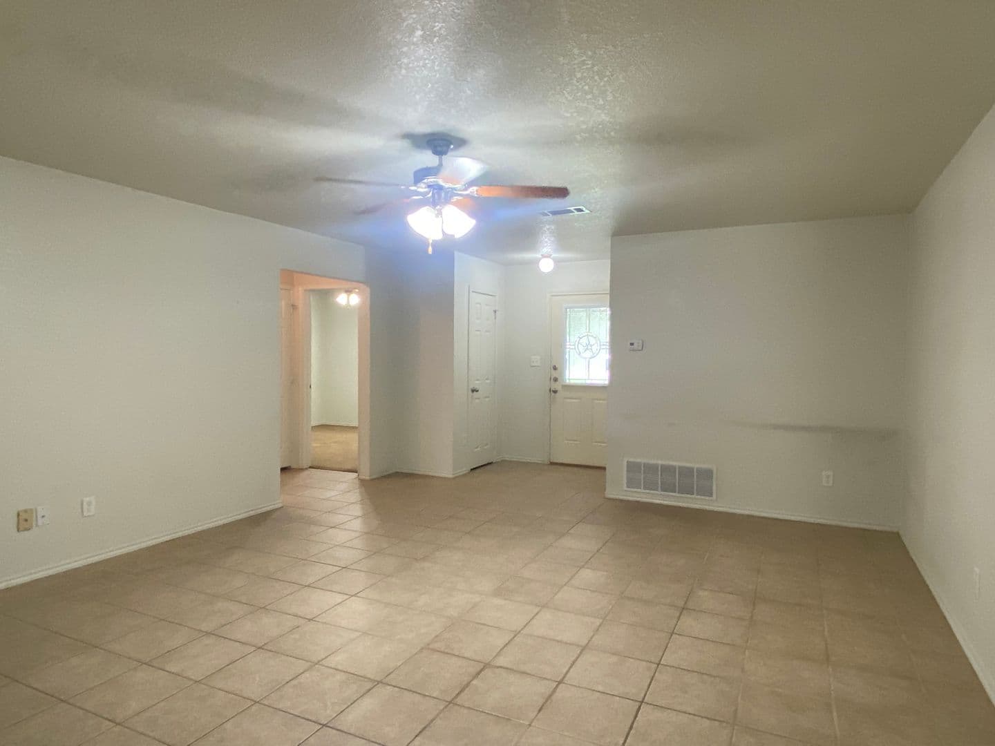 206 Burnham Dr, Temple 2 of 18