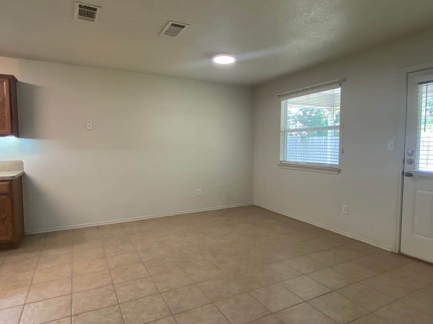206 Burnham Dr, Temple 8 of 18