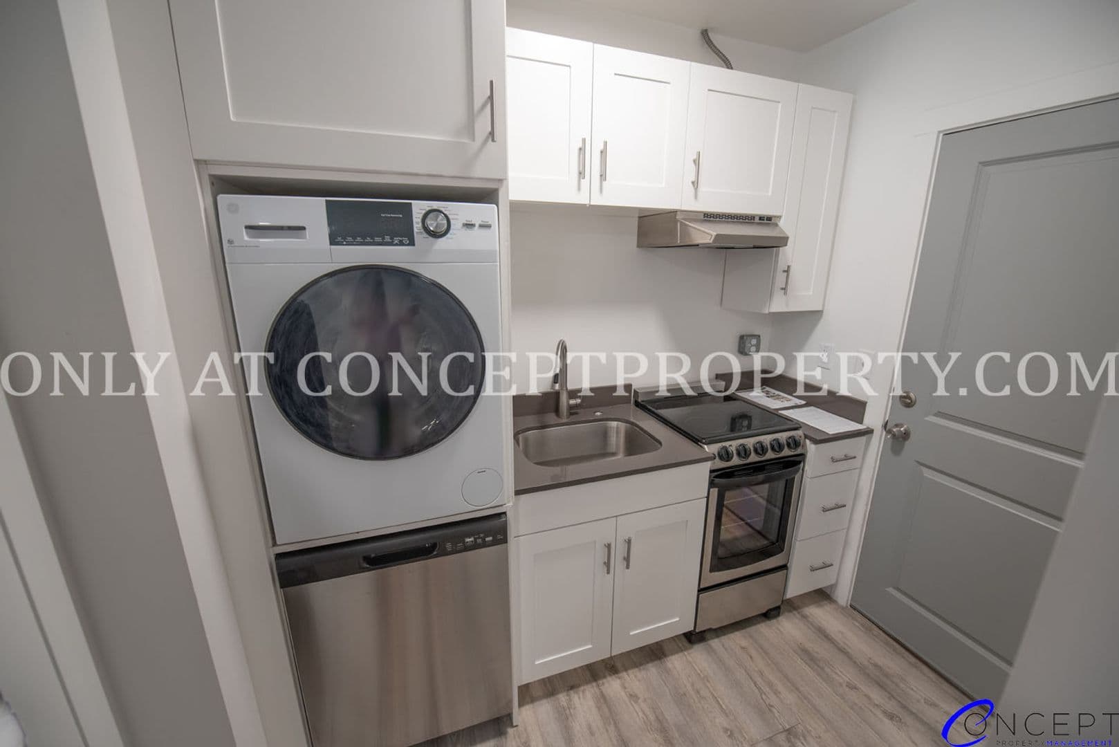 First Avenue Flats 11 of 26