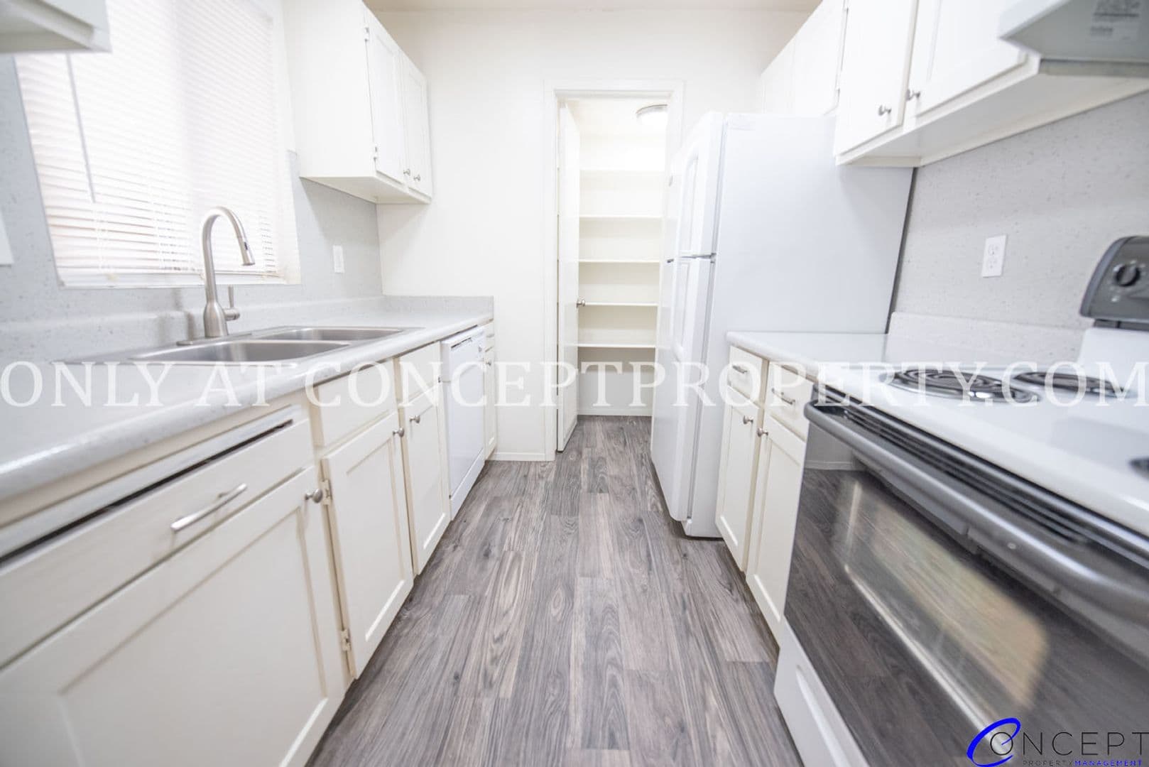 Foothill Terrace 3 of 31