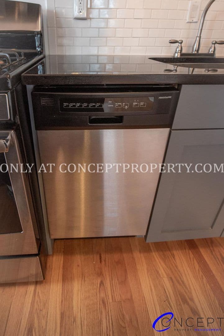 Scarsdale 17 of 37