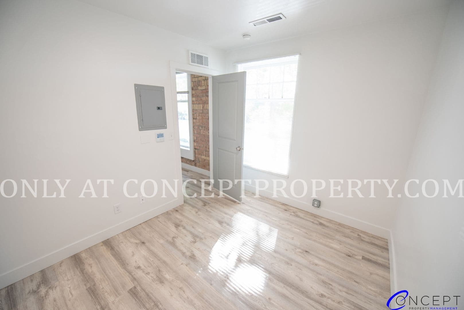 First Avenue Flats 11 of 20