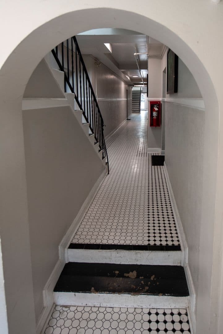 Scarsdale 33 of 37