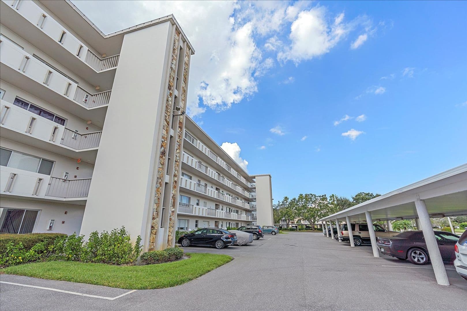 4210 Ironwood Circle Unit #103J Bradenton FL, 34209- 7 of 53