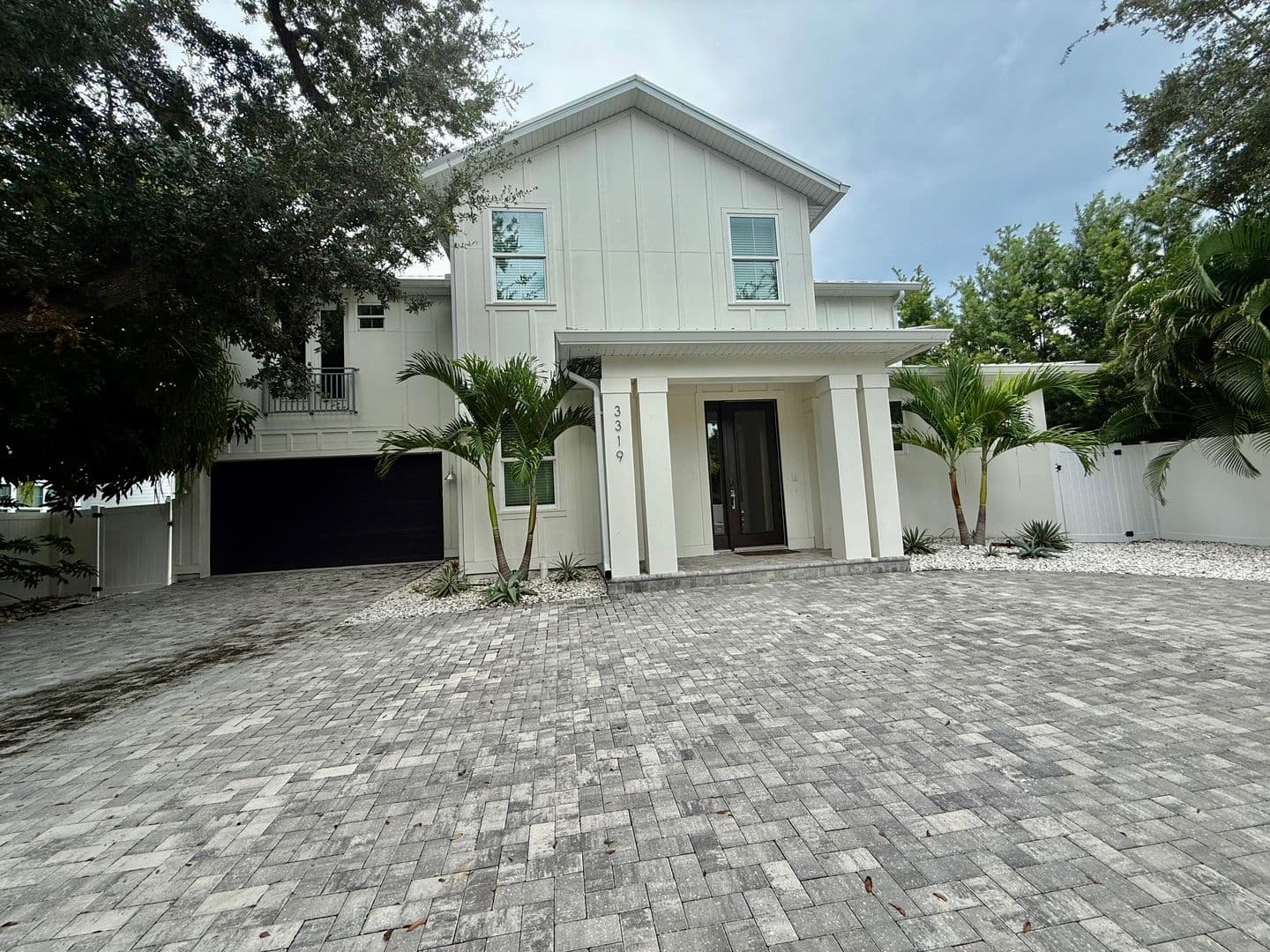 3319 S Osprey Avenue 1 of 37
