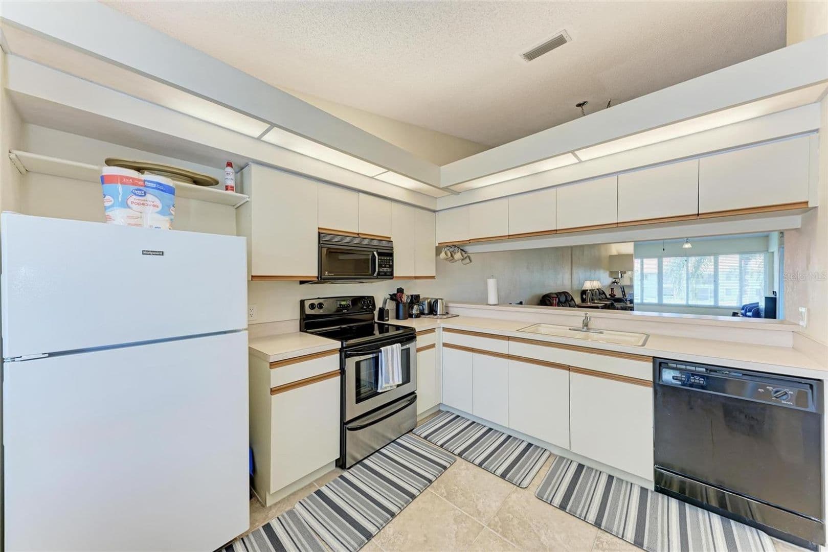 4366 MADEIRA CT #3356 8 of 17