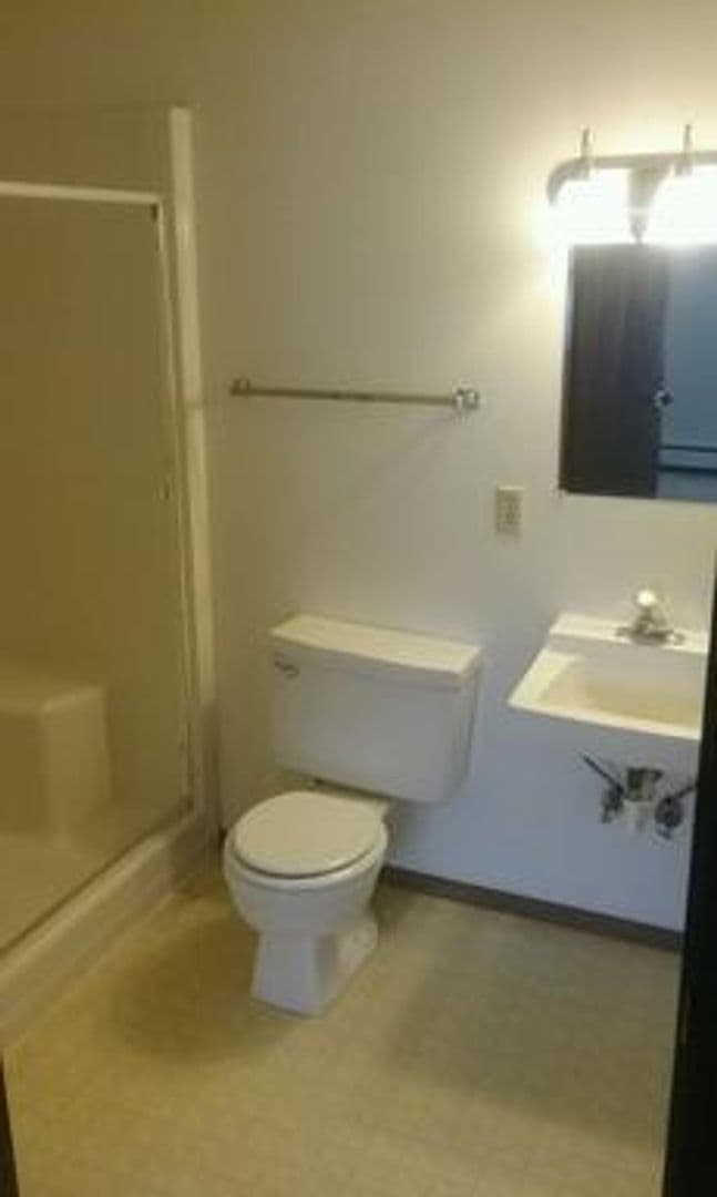 420 6th Ave SE 5 of 6