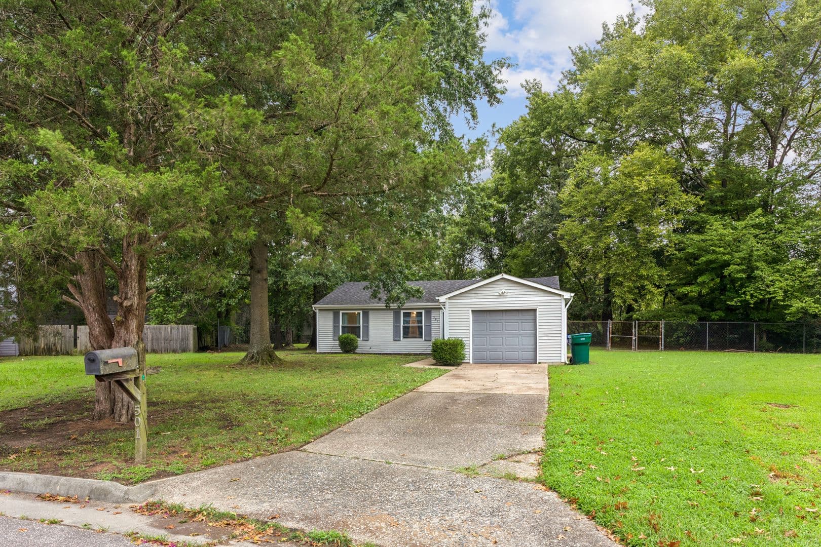 501 Ashwood Drive 15 of 52