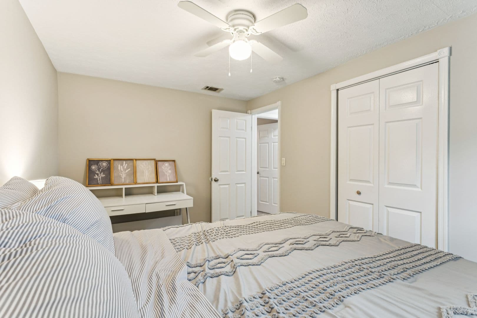 501 Ashwood Drive 39 of 52