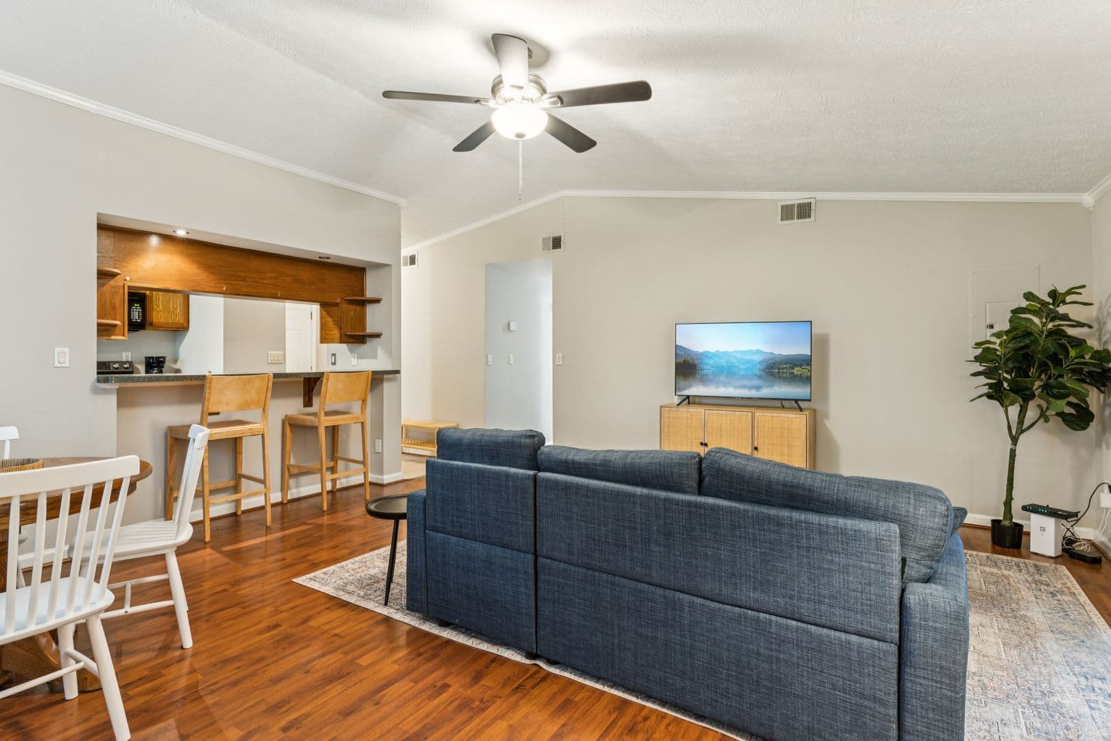 501 Ashwood Drive 29 of 52
