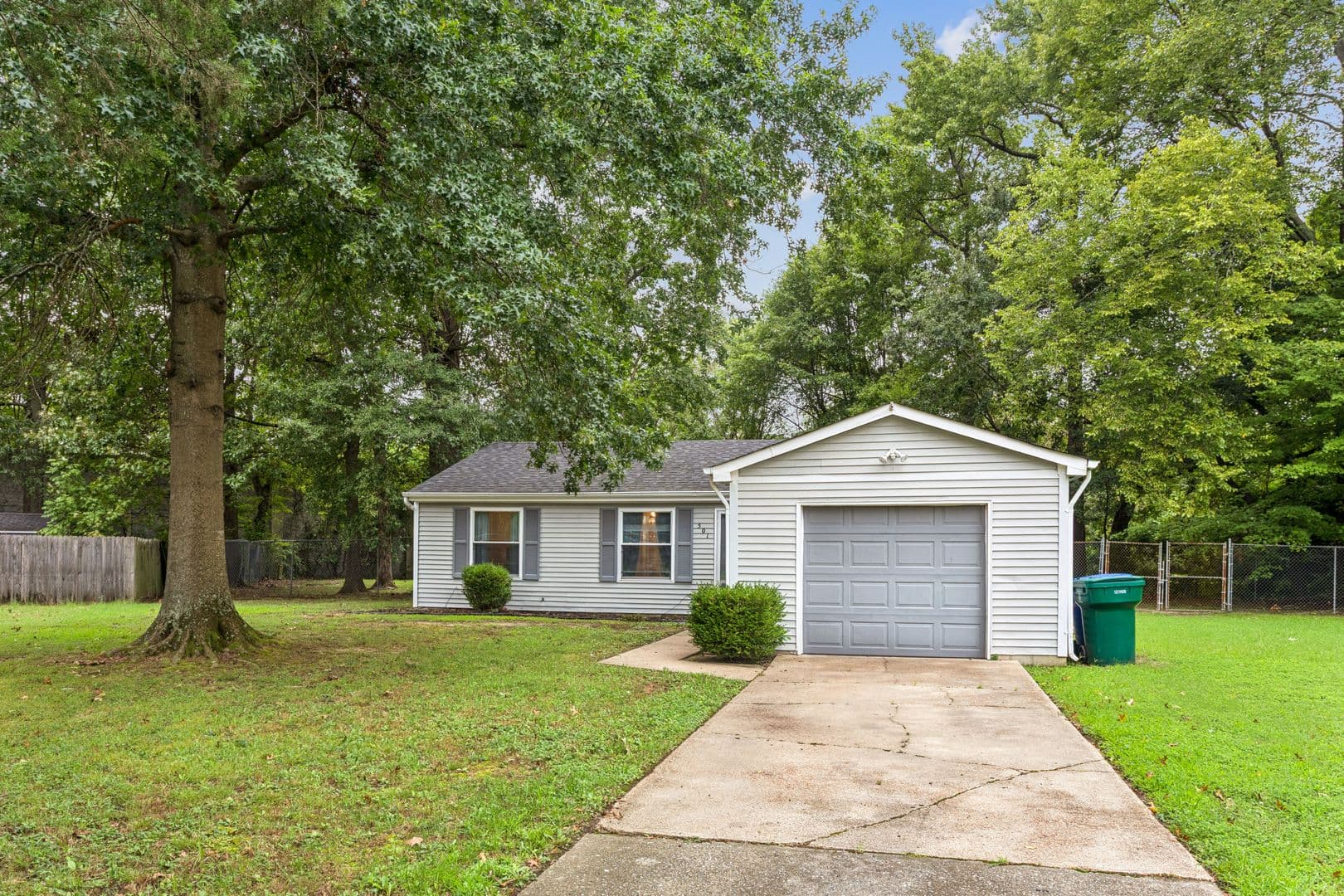 501 Ashwood Drive 16 of 52