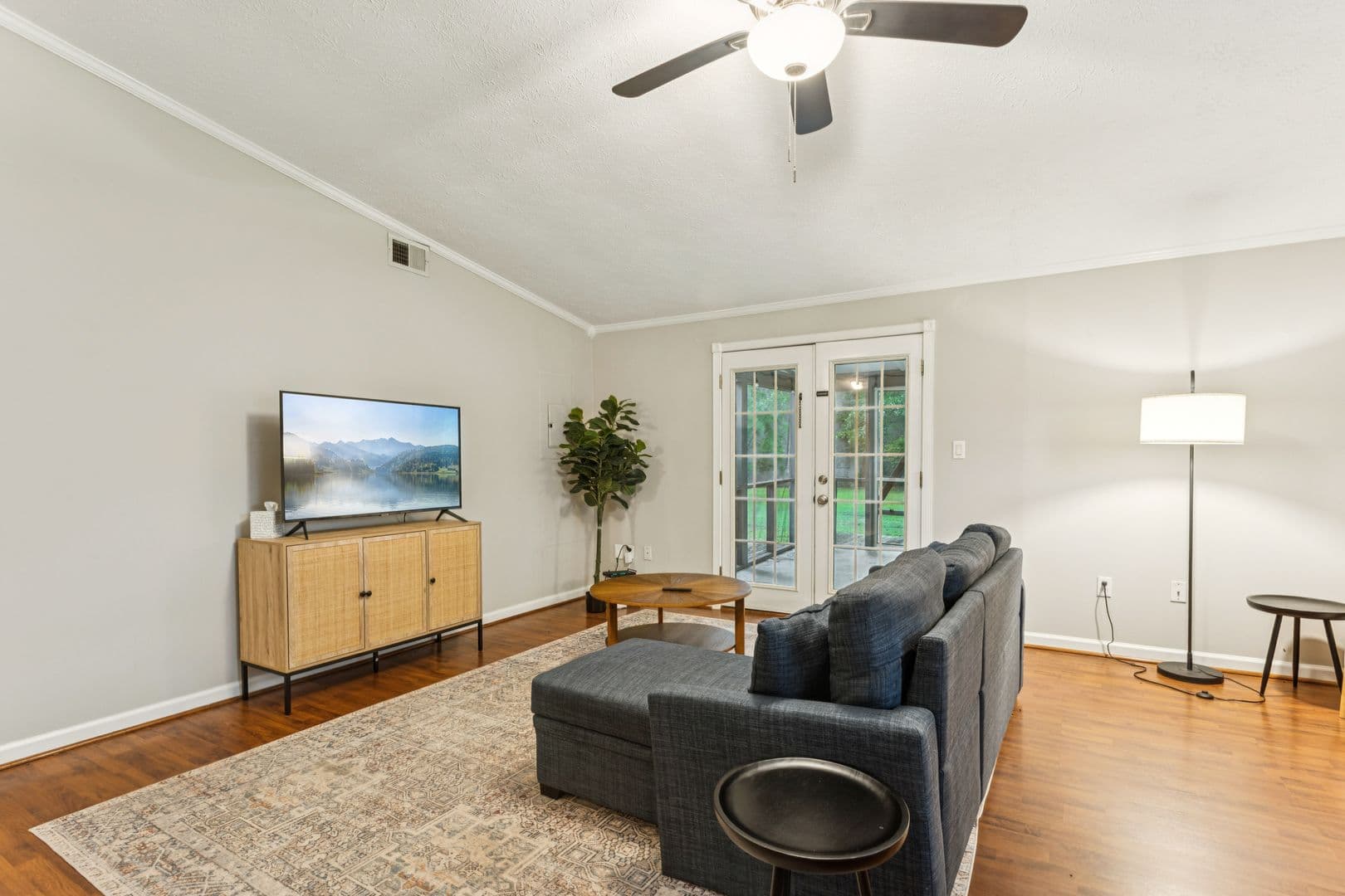 501 Ashwood Drive 28 of 52