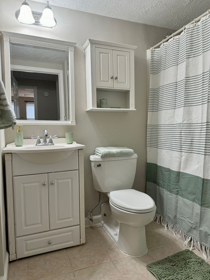 501 Ashwood Drive 10 of 52