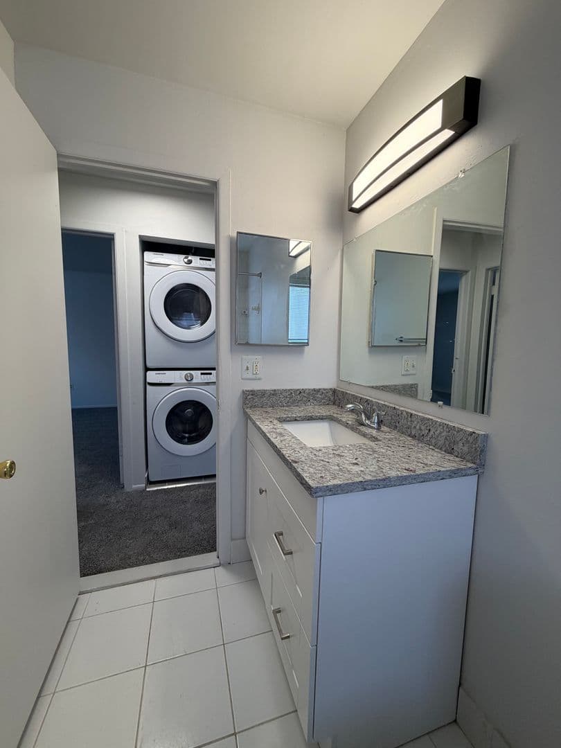 Princeton Square Apartments 12 of 14