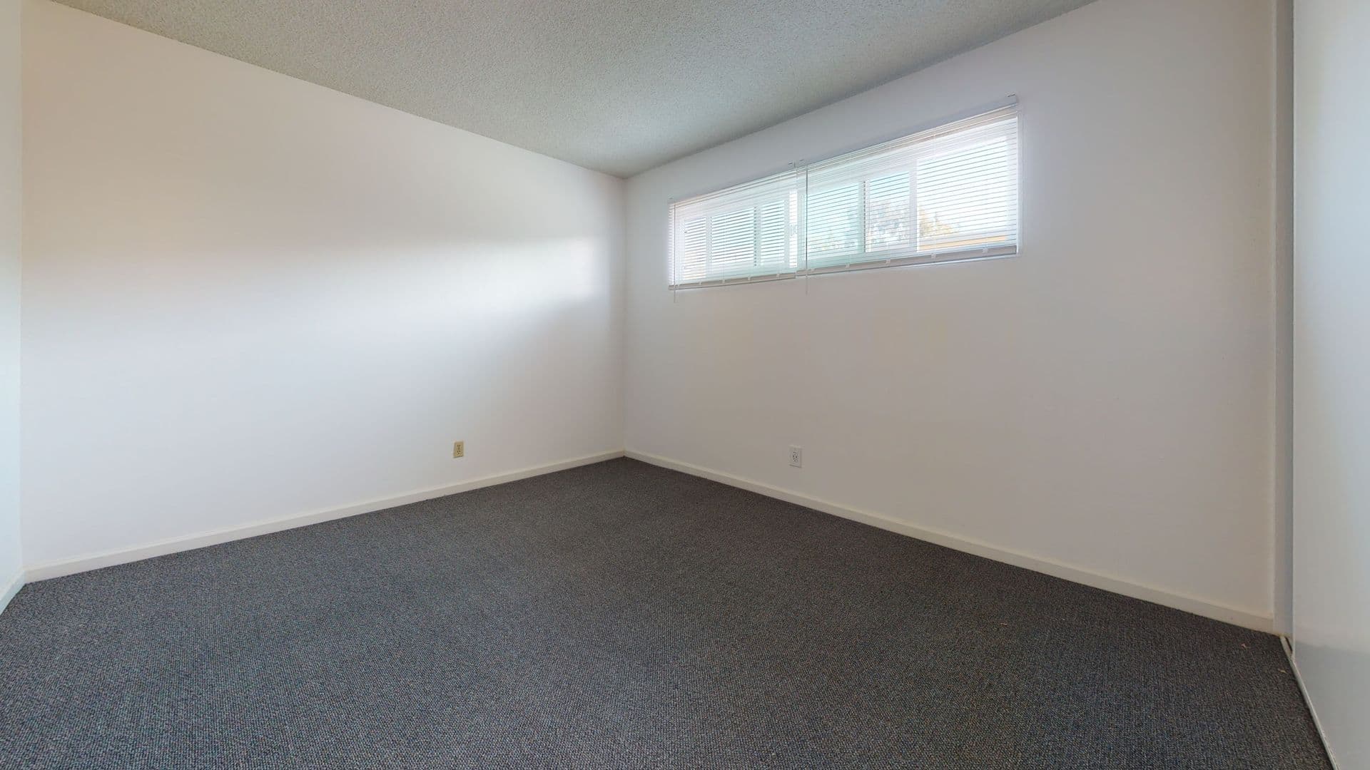 6587 Cervantes Rd 7 of 9