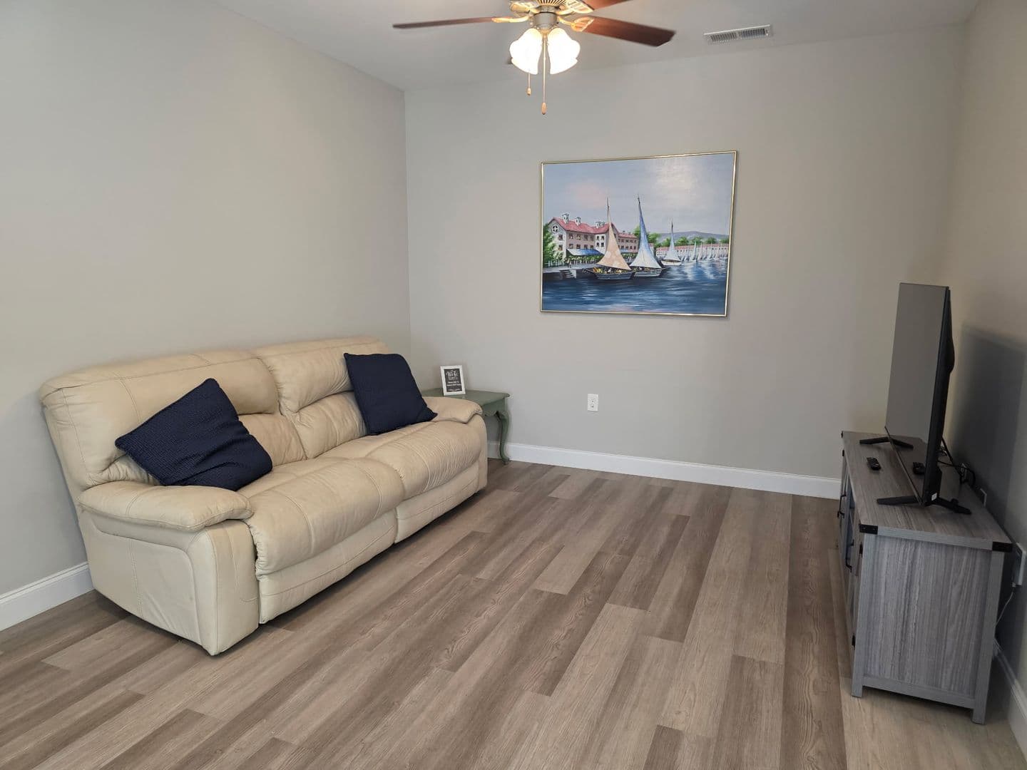 2212 Hickory Street 8 of 10