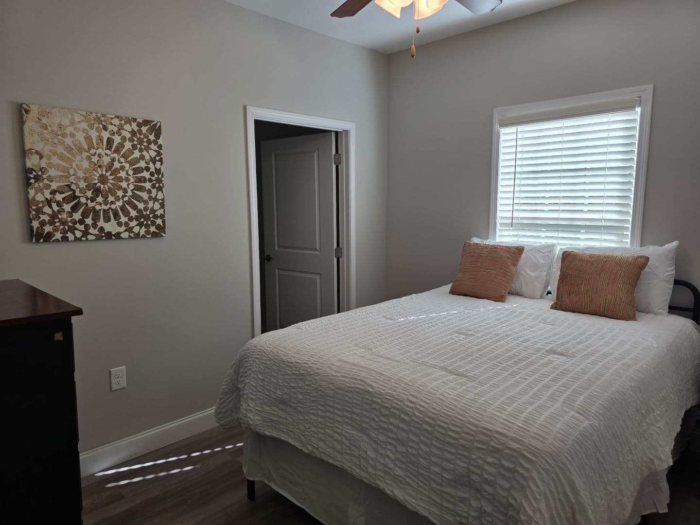 2212 Hickory Street 4 of 10