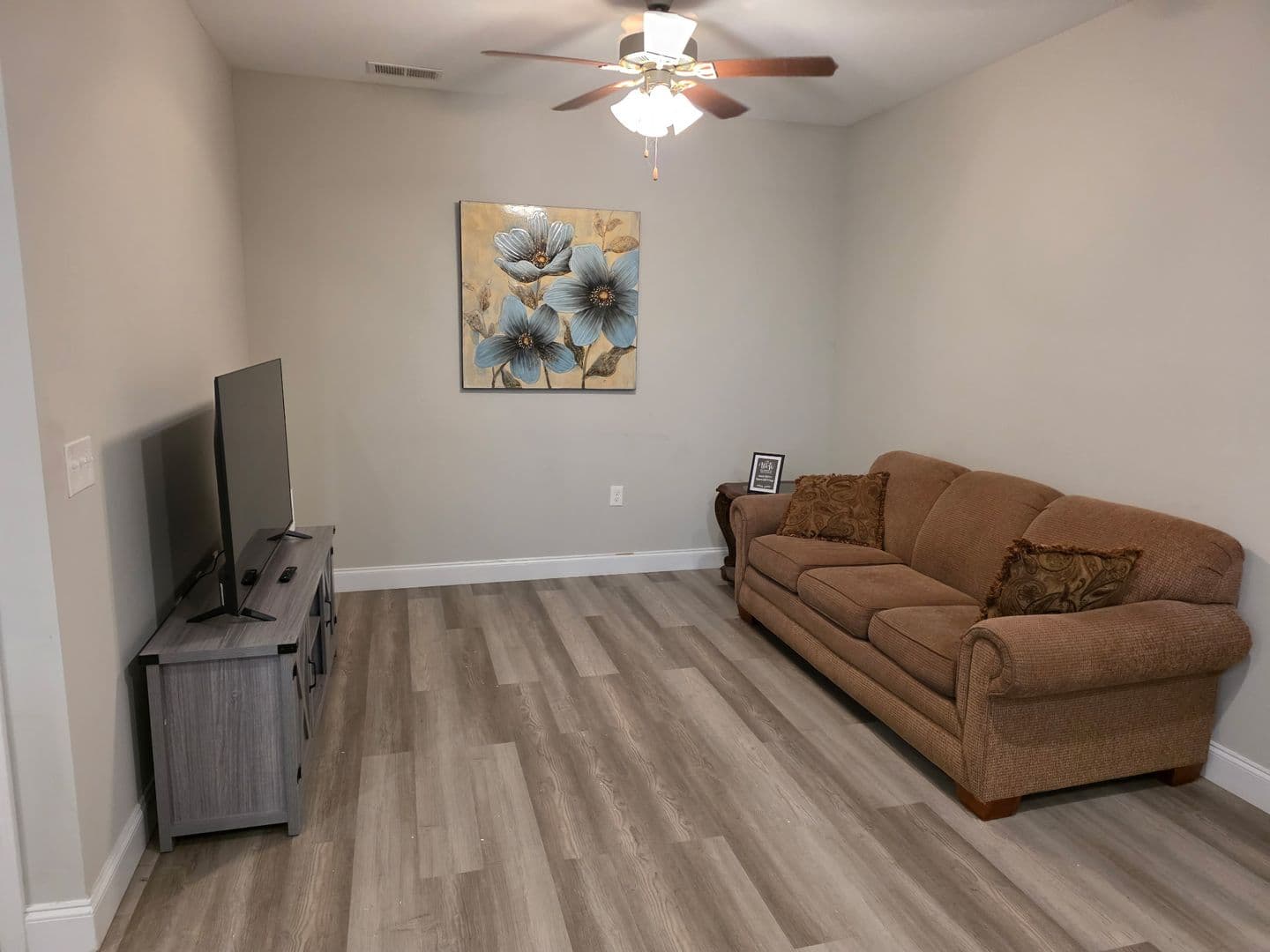 2191 Prospector Ct. Bldg 12 2 of 10