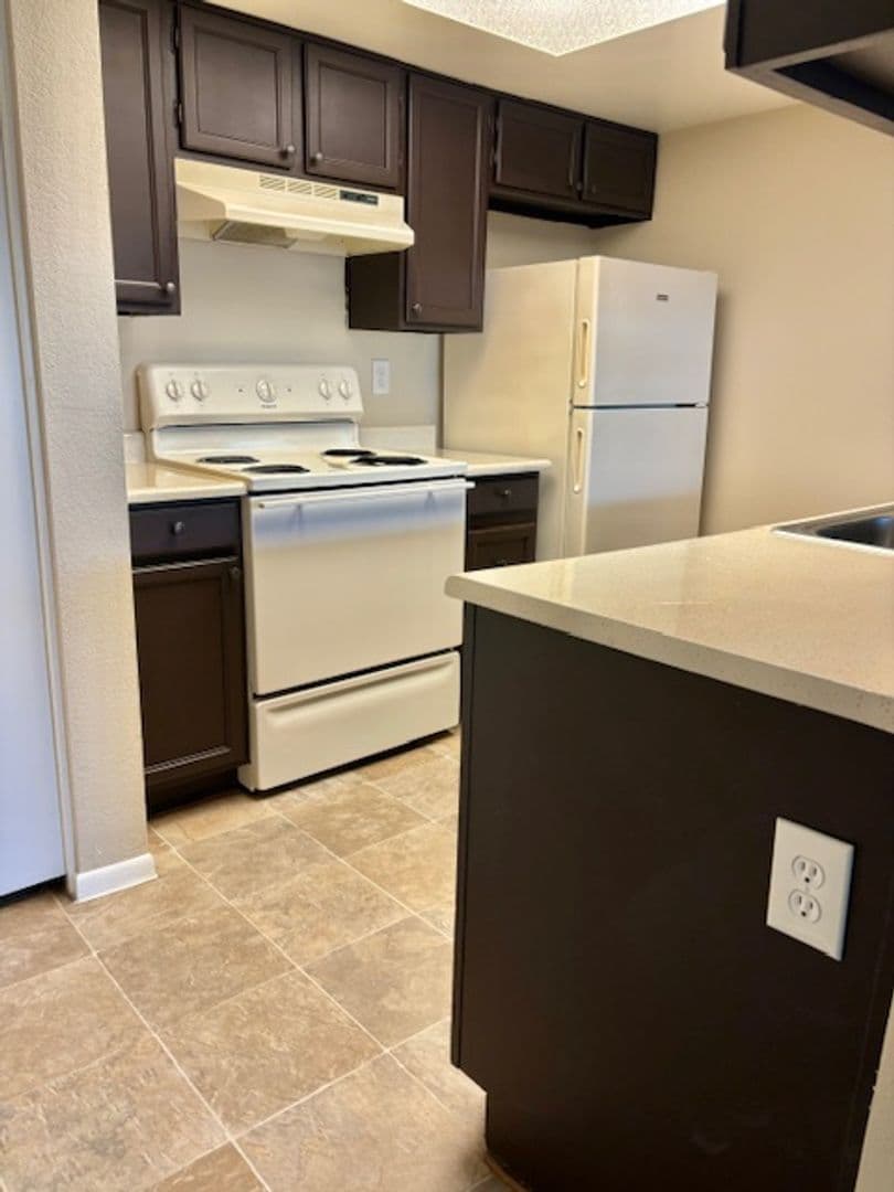 Desert Springs Apartments 19 of 64
