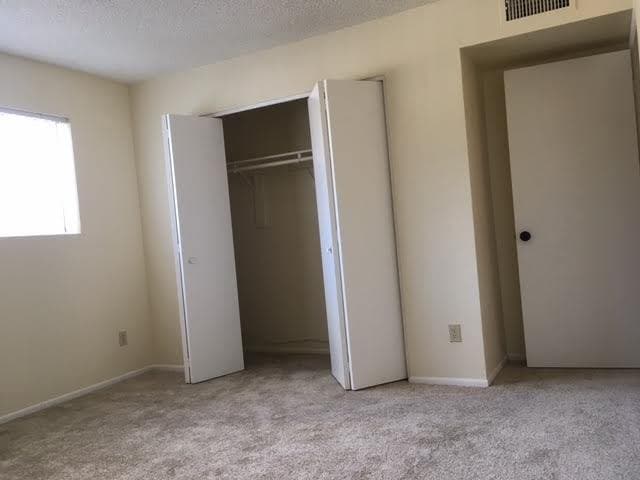 Desert Springs Apartments 13 of 63