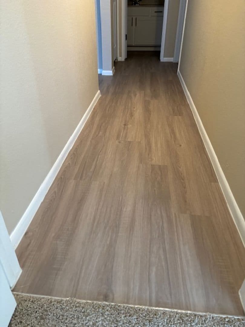 Desert Springs Apartments 36 of 37