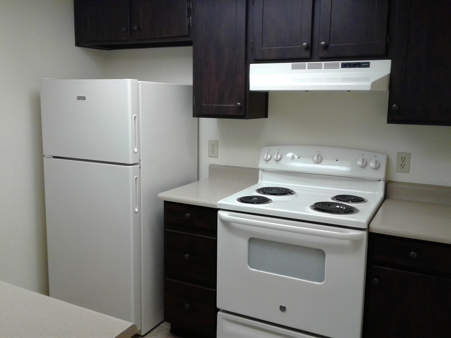 Desert Springs Apartments 3 of 38