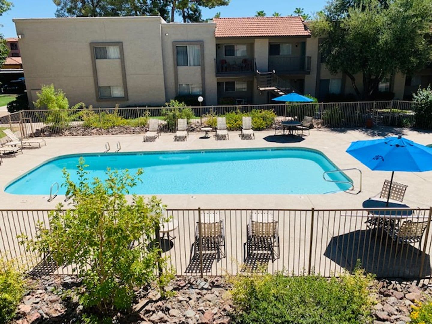 Desert Springs Apartments 3 of 8