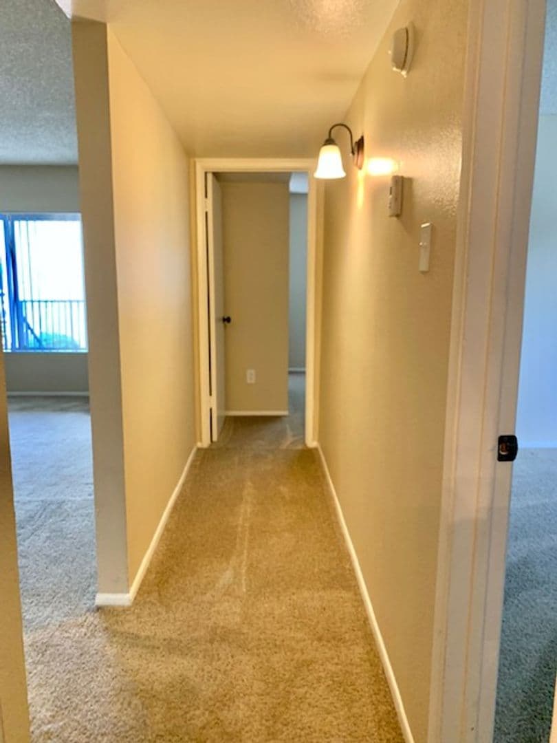 Desert Springs Apartments 23 of 63