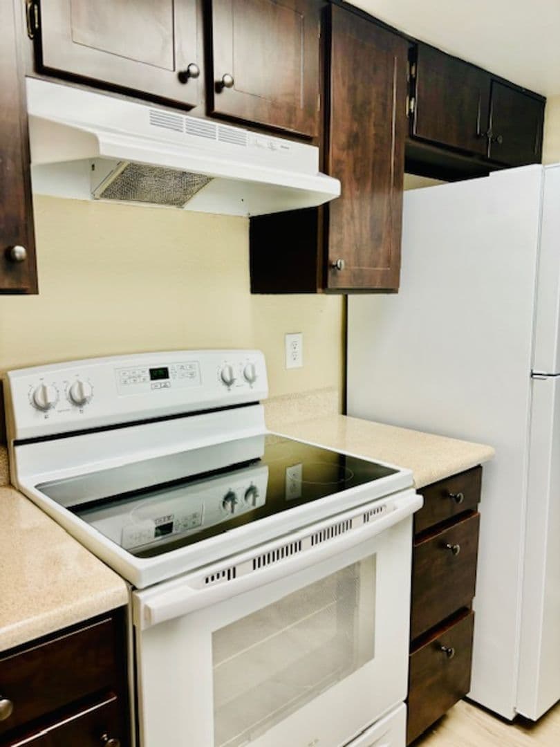 Desert Springs Apartments 48 of 64